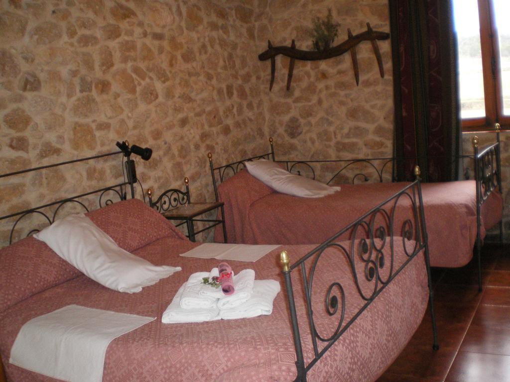 Peñarroya de Tastavins Masia Del Aragones חדר תמונה